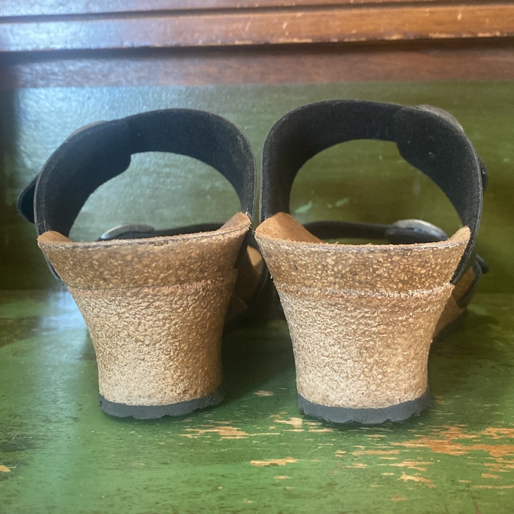 Papillio- Size 40, Ladies 9- Wedge Sandal
Made in Portugal, By Birkenstock - Picture 10 of 14
